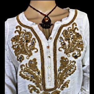 Eddie Bower Embellished Long Sleeve Top. Pick 3 ⭐ Items For $40.